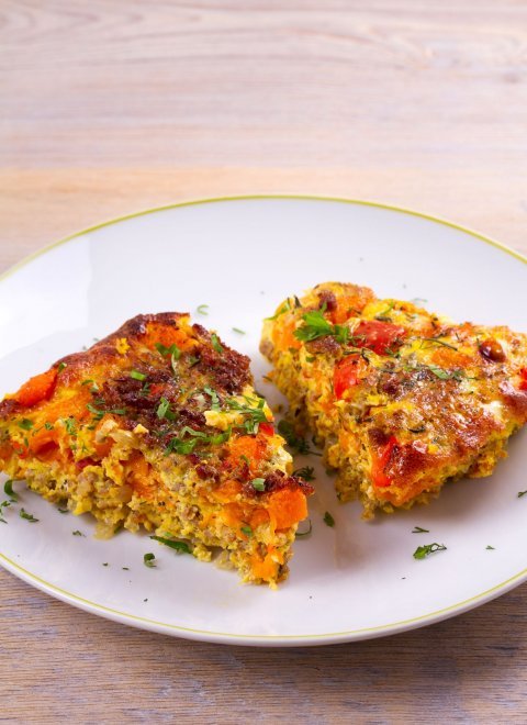 fritata_me_loykanika.jpg fritata_me_loykanika.jpg